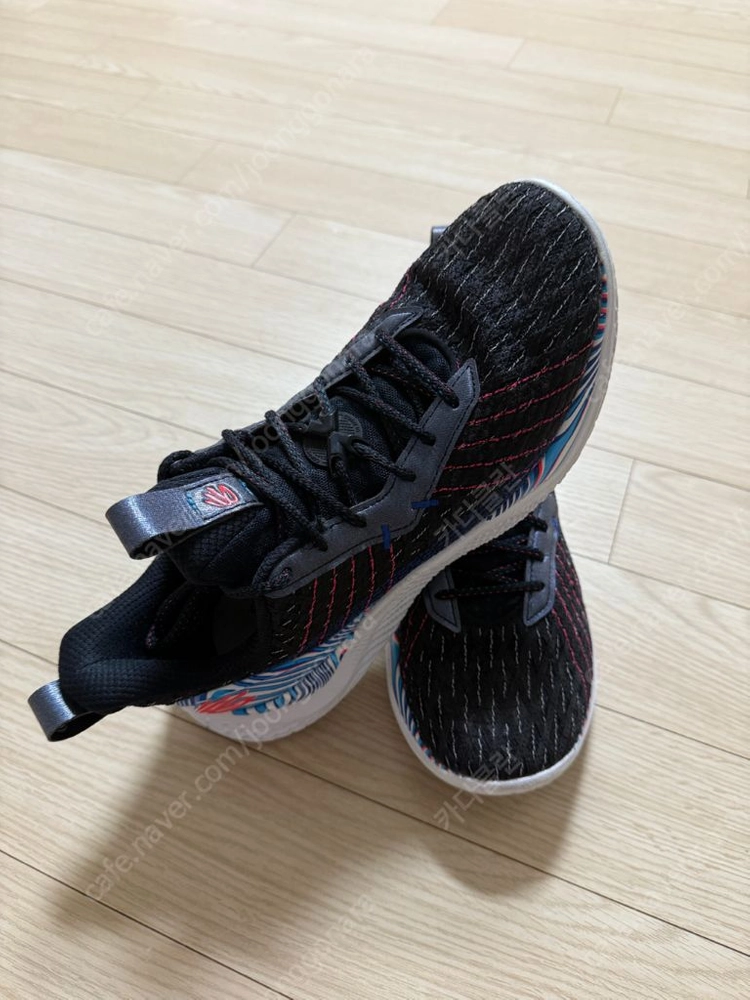 커리10 모어매직 285mm 이미지