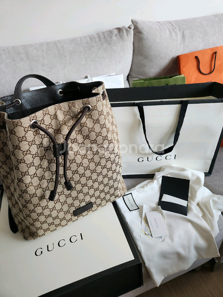 구찌 GG 캔버스 드로스트링백 정품 구찌 GG 자카드 버킷백 백팩 가방 풀박스 거의 새것--7