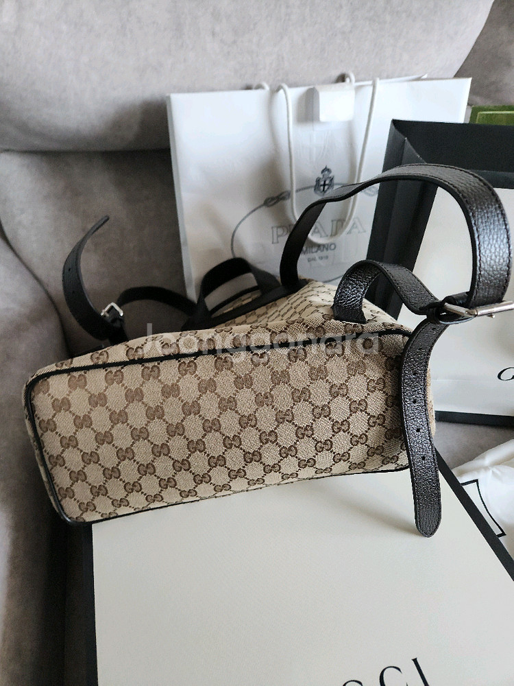 구찌 GG 캔버스 드로스트링백 정품 구찌 GG 자카드 버킷백 백팩 가방 풀박스 거의 새것--6