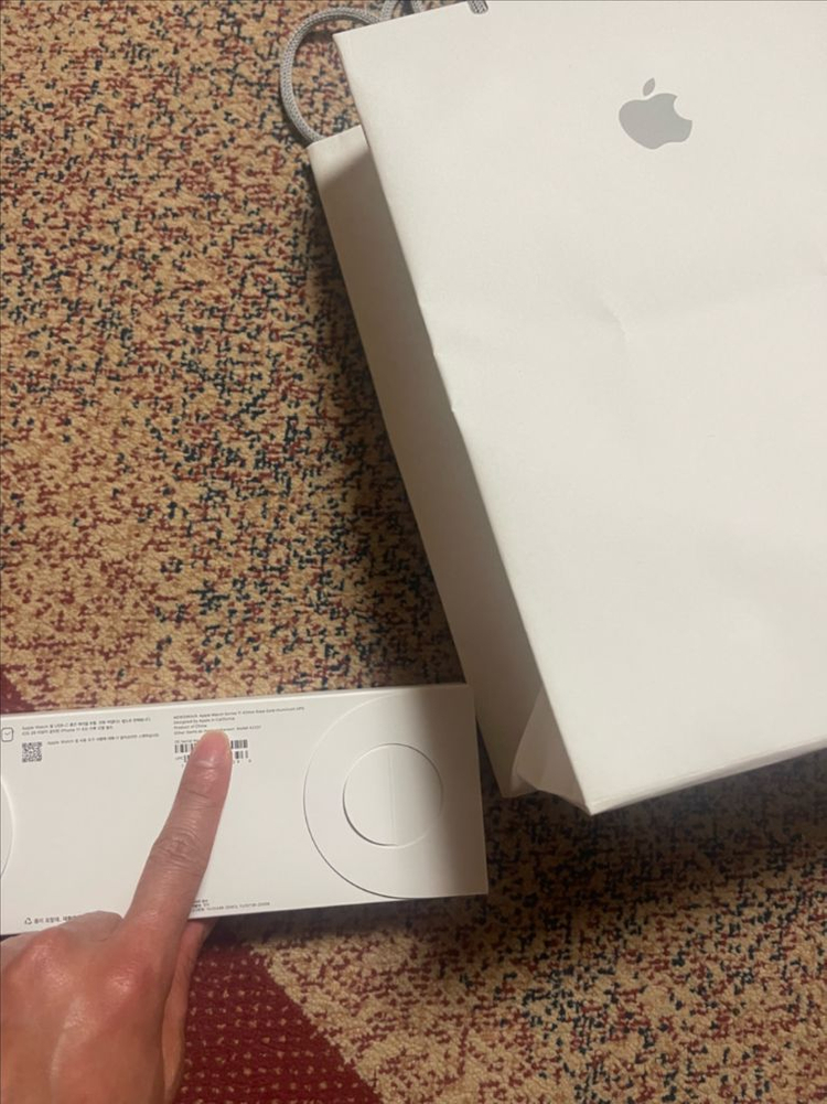 애플워치 11 42mm gps 알루미늄 로즈골드 색--1