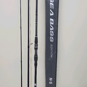 워킹 인쇼어, 농어대 - NS 허리케인 씨배스 KS-1103M