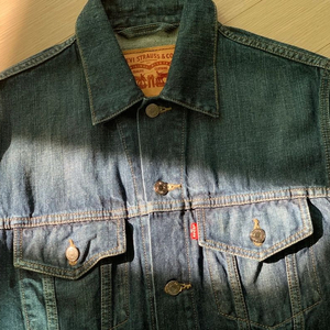 리바이스 데님 트러커 자켓 미듐 100사이즈 완전깨끗