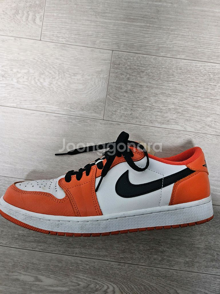 조던1 로우 스타피쉬 275--4