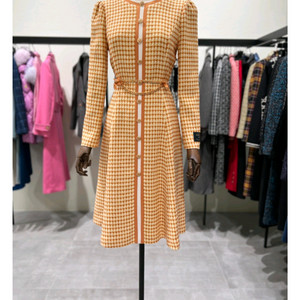 새상품) 모조에스핀 트위드 원피스 55