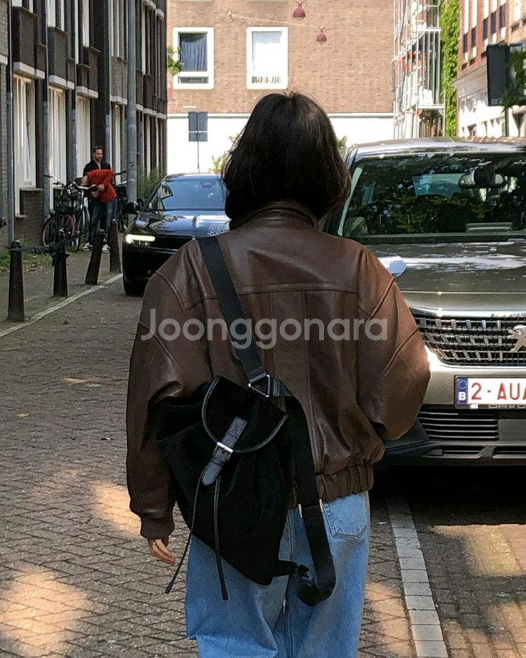 파르벵 콩테 립 밑단 가죽 점퍼 레더 자켓 브라운--3