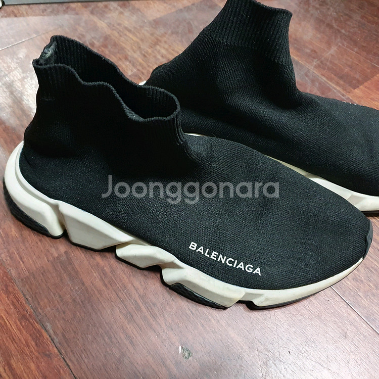 발렌시아가 스피드러너 스니커즈--1