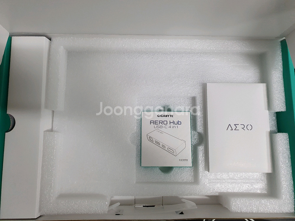 미사용새상품 기가바이트AERO16 XE5 i7-12--3