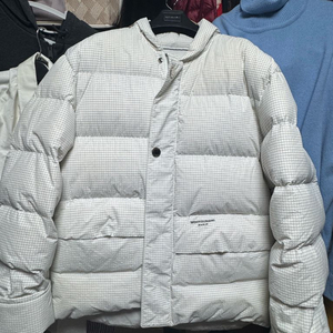 우영미 남성 화이트 커프스 디테일 다운 자켓 L(48)