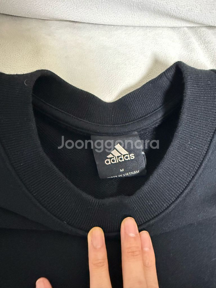 아디다스 맨투맨 정품--3