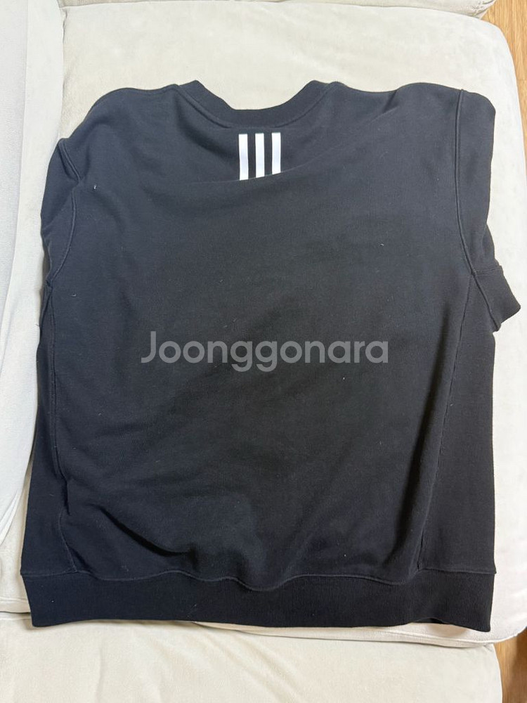 아디다스 맨투맨 정품--1