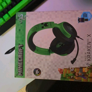 레이저 헤드폰 크라켄 V4 X 마인크래프트 에디션