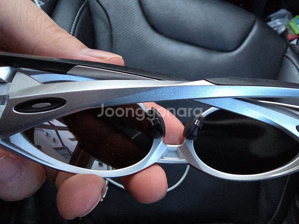 오클리 아이자켓 리덕스 실버 편광 렌즈 선글라스 전천후 코받침--3