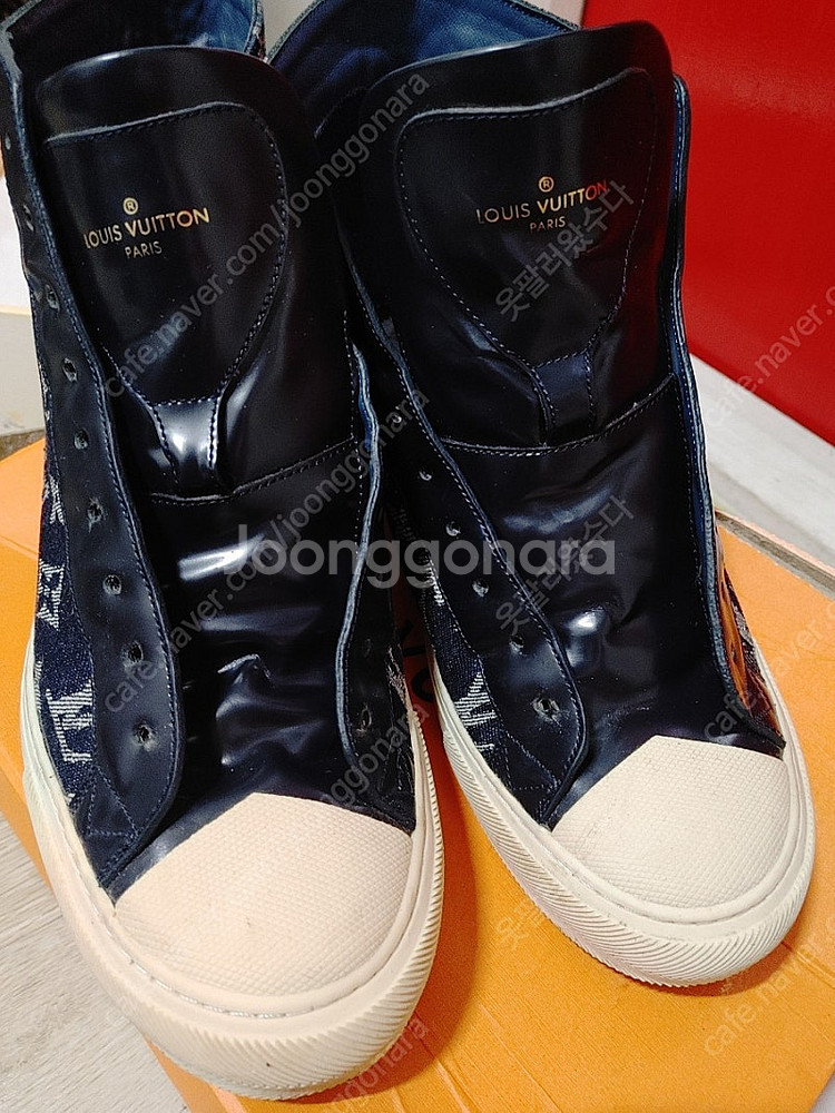루이비통 남성 스니커즈 44사이즈--4