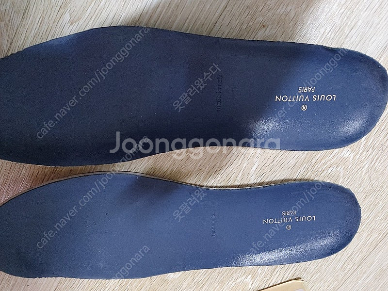 루이비통 남성 스니커즈 44사이즈--5