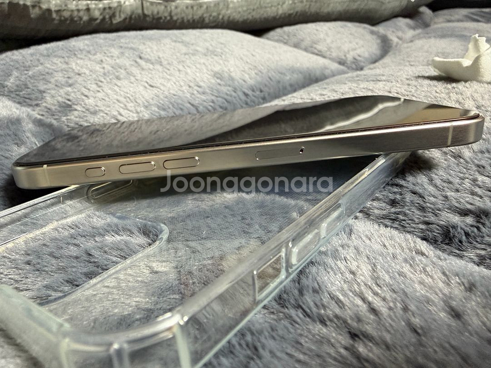 아이폰15 PRO MAX 256 네추럴 티타늄+케이스티파이 메종키츠네 등--4