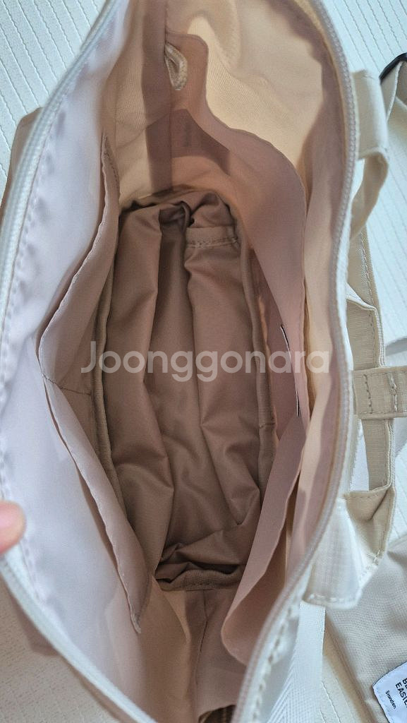 브랜든 확장형 미니 크로스백 라이트베이지--3