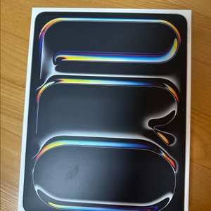 아이패드 프로 m5 13인치 박스 판매합니다