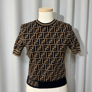 펜디 FF로고 반팔 니트-미착용 새상품