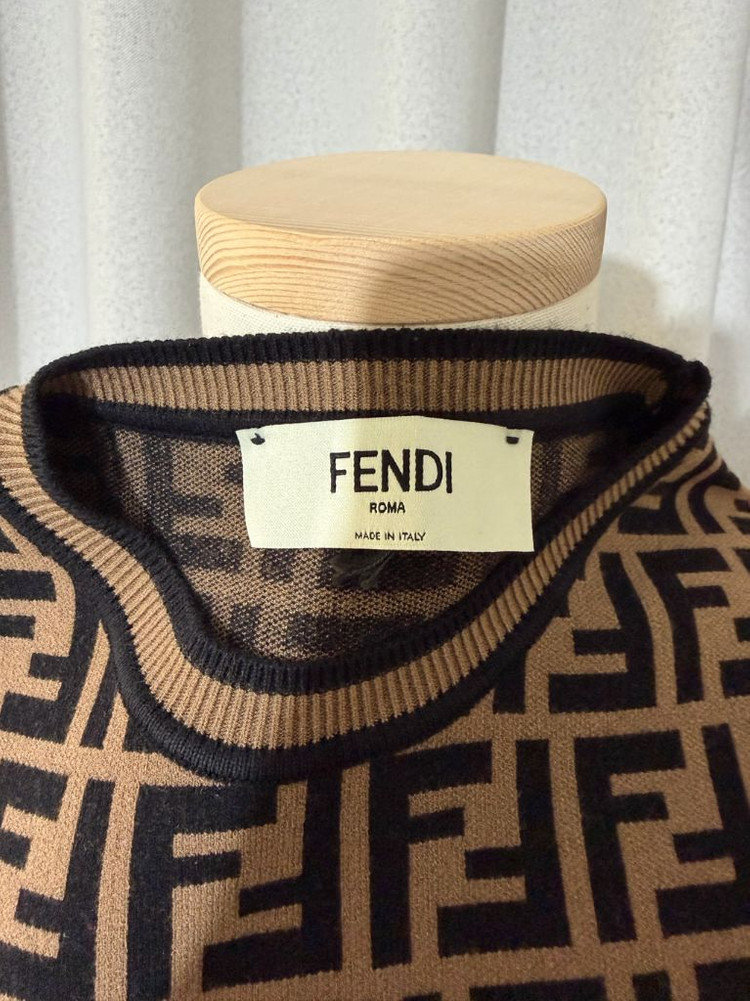 펜디 FF로고 반팔 니트-미착용 새상품--3