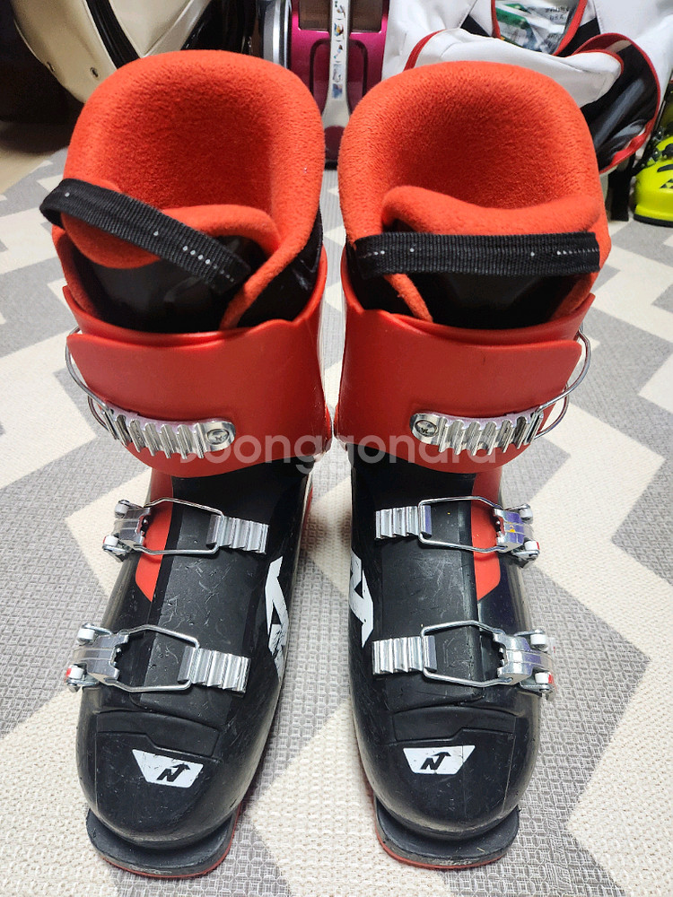 아토믹 주니어 스키, 노르디카 주니어 스키 부츠--5
