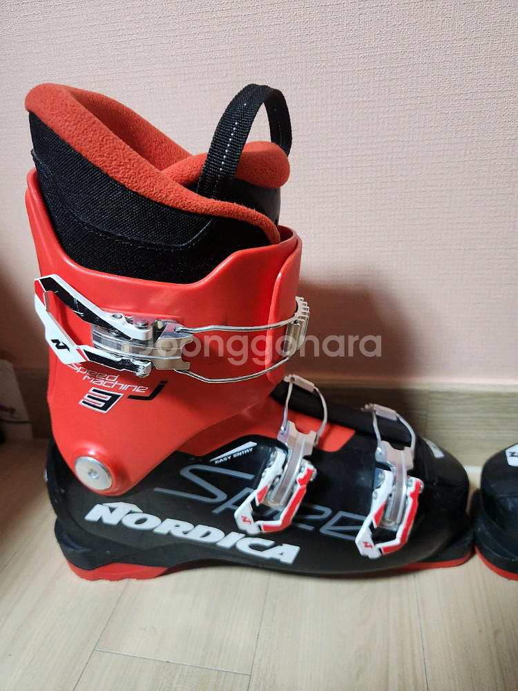 아토믹 주니어 스키, 노르디카 주니어 스키 부츠--6