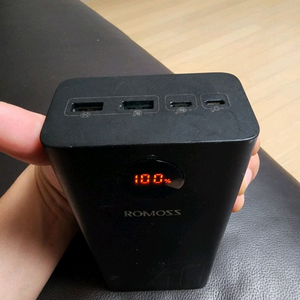 로모스 40000mAh 보조배터리 40000