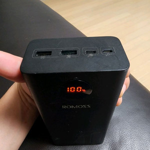 로모스 40000mAh 보조배터리 40000