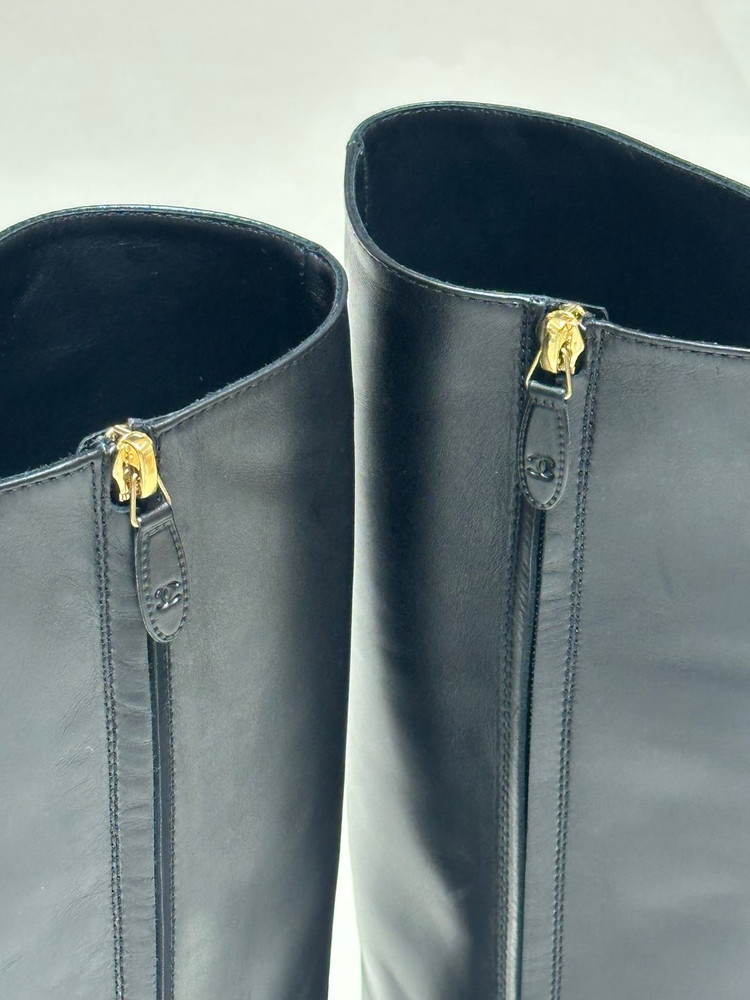 38 샤넬 하이 부츠 카프스킨 골드 메탈--4