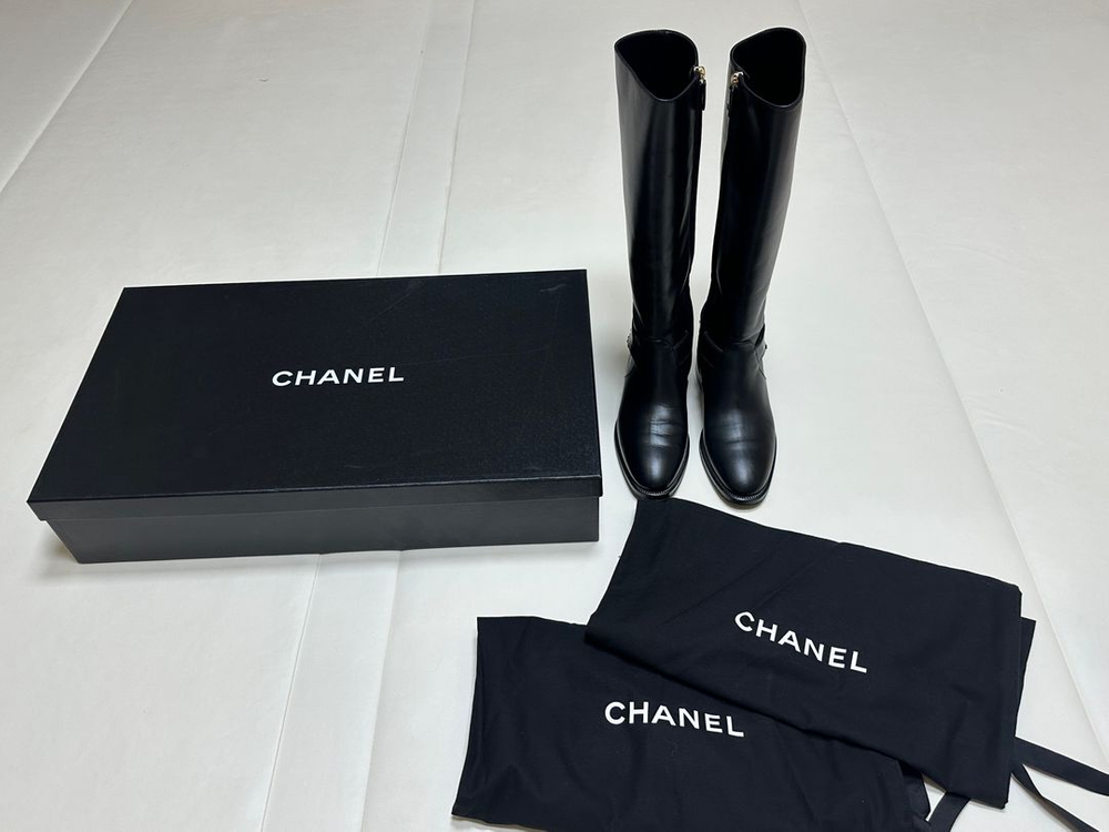 38 샤넬 하이 부츠 카프스킨 골드 메탈--5