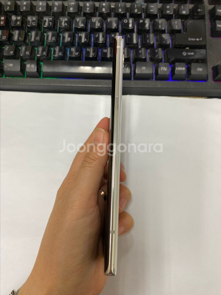 LG 벨벳 화이트 외관깔끔 128GB 무잔상급--3