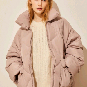 정가 99만 8천원! 바네사브루노 아떼 22 구스다운 물결 무늬 포켓 패딩