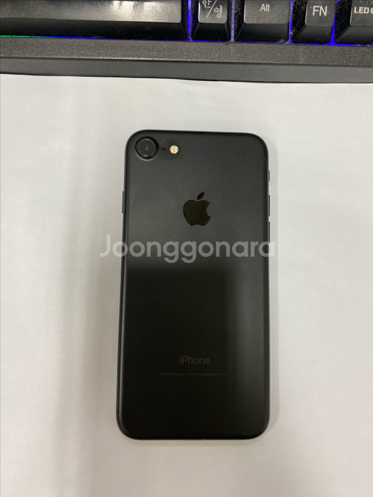 아이폰7 매트블랙 외관A급 32GB 배터리90% 공신폰--0