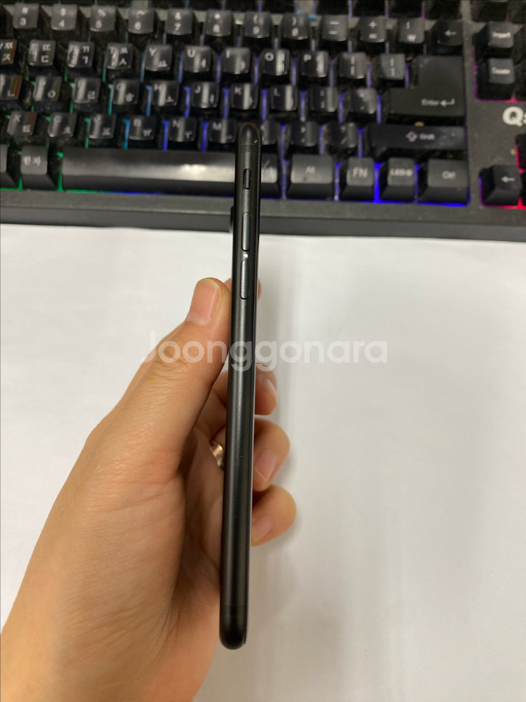 아이폰7 매트블랙 외관A급 32GB 배터리90% 공신폰--4