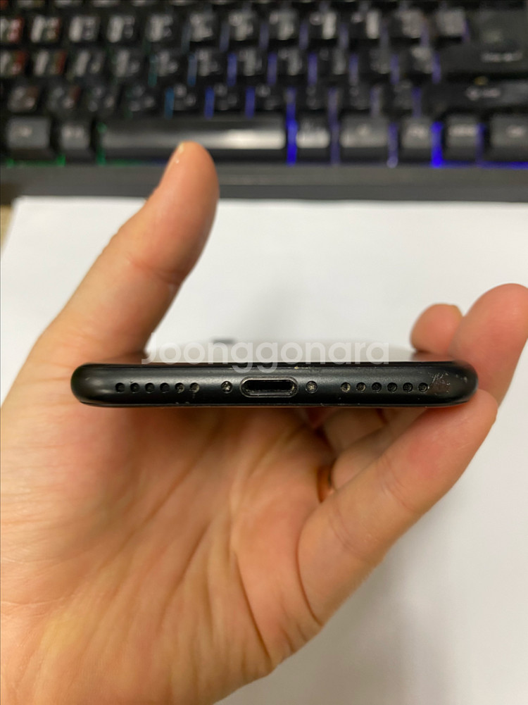 아이폰7 매트블랙 외관A급 32GB 배터리90% 공신폰--6