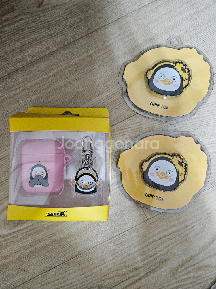 펭수 에어팟 케이스 그립톡 두개--4