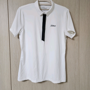 타이틀리스트 여성 화이트 반팔 골프웨어 사이즈L