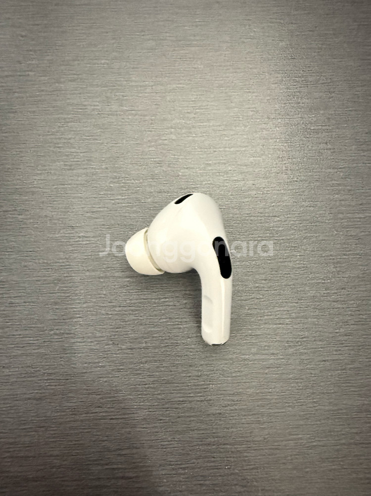 에어팟프로2세대 왼쪽--1