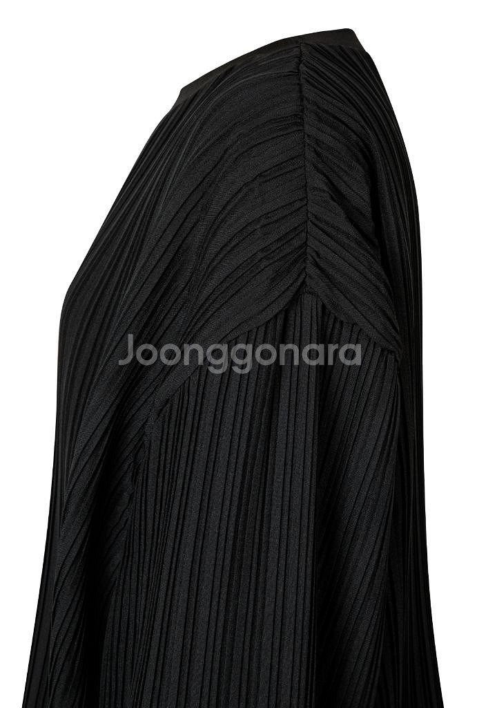 [thyseoul 띠서울] 플리츠 맨투맨 블랙(새상품)--5