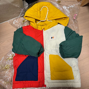 보보쇼즈 컬러블럭 패딩 18m (드라이완료)