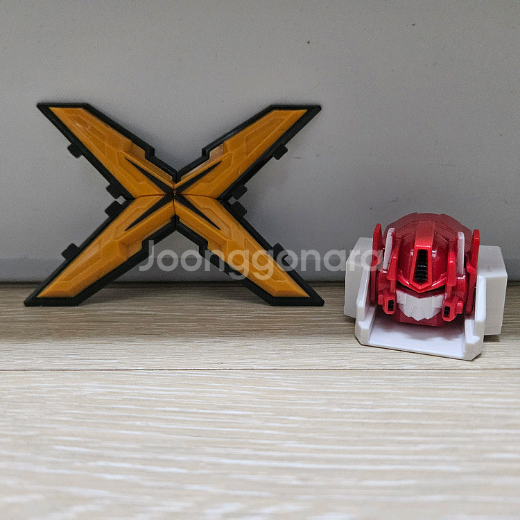 미니특공대X 새미봇 부품 판매합니다.--0