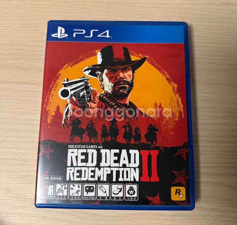 PS4 레드 데드 리뎀션2 팝니다.--0