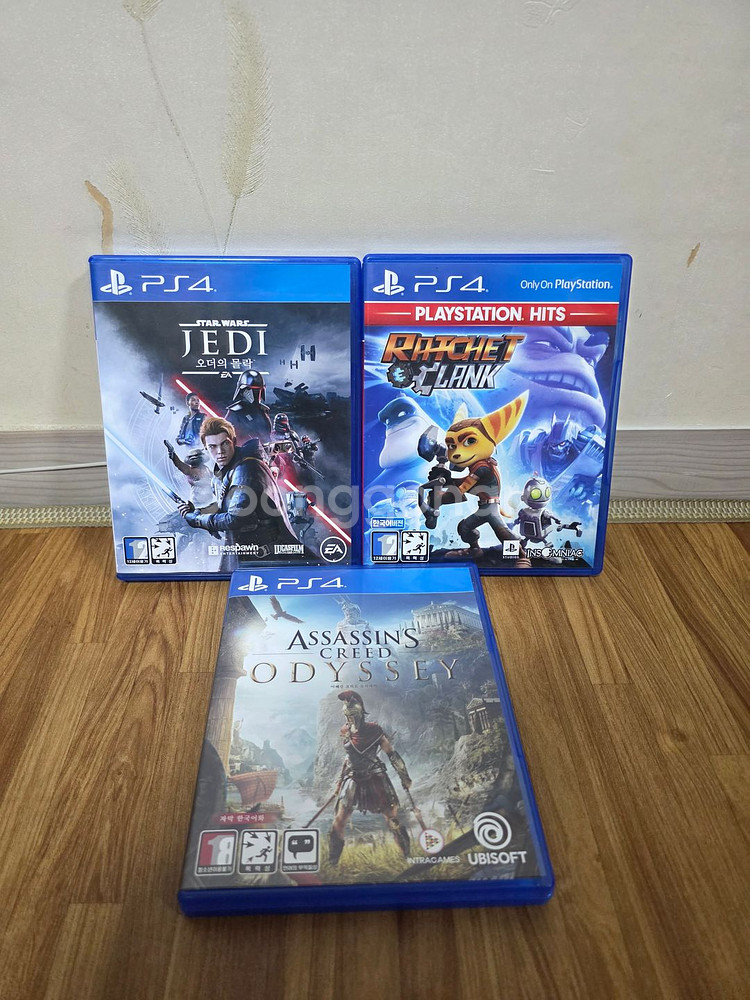 ps4게임타이틀 스타워즈 , 라쳇앤클랭크 , 어쎄신크리드 팝니다--0