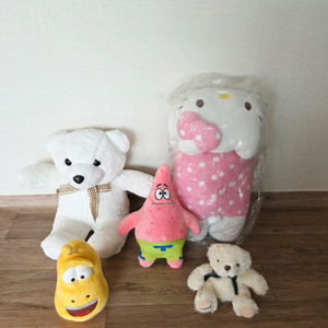 캐릭터 인형 세트