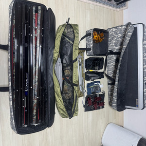 동일레저 전투좌대 1100*2000 및 전투텐트 및 브라켓 부속 일괄판매