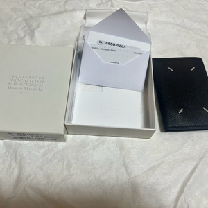 메종마르지엘라 바이폴드 카드지갑