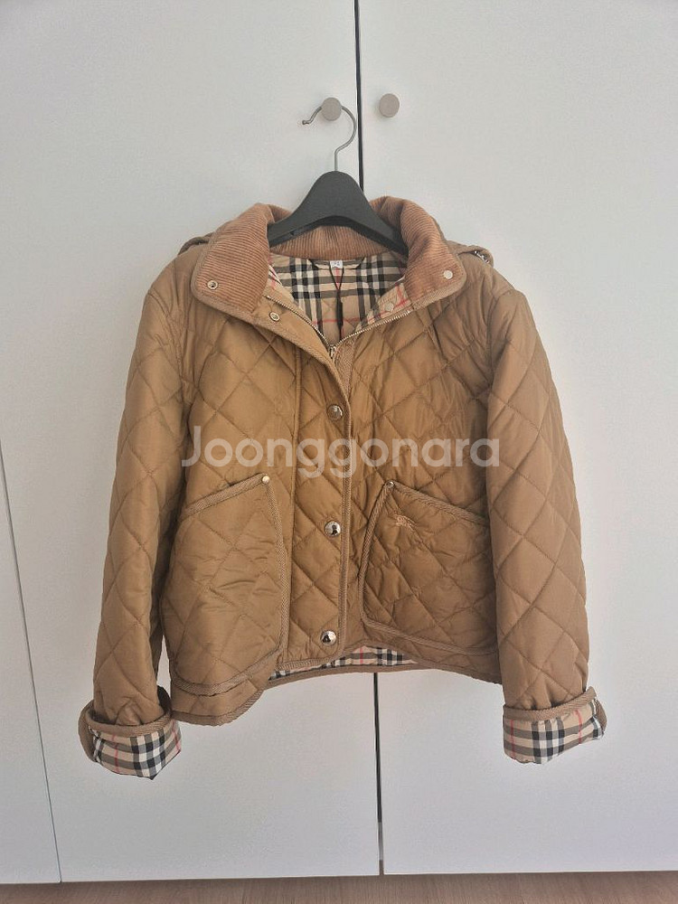 버버리 퀼팅 자켓 uk8--0