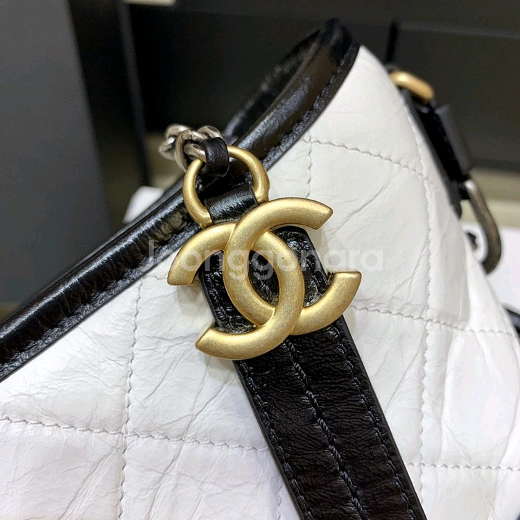 샤넬 가브리엘 호보백 (화이트/스몰)--1