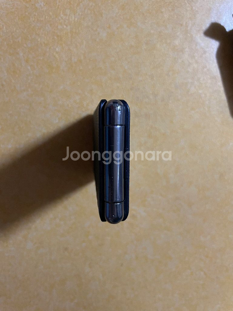 삼성 갤럭시 폴더폰1 공기계팝니다--4