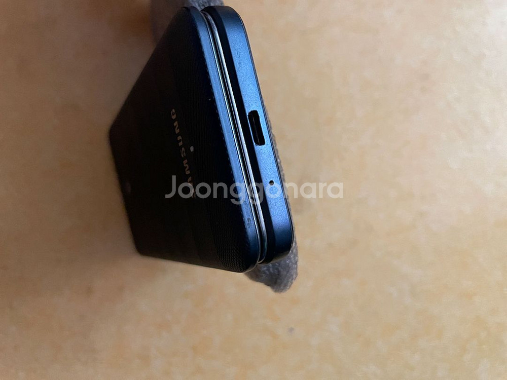 삼성 갤럭시 폴더폰1 공기계팝니다--7
