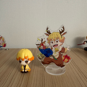 귀멸의칼날 젠이츠 아크릴스탠드 가챠피규어